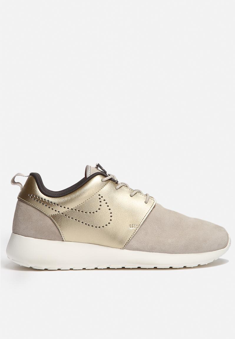 womens nike roshe one premium